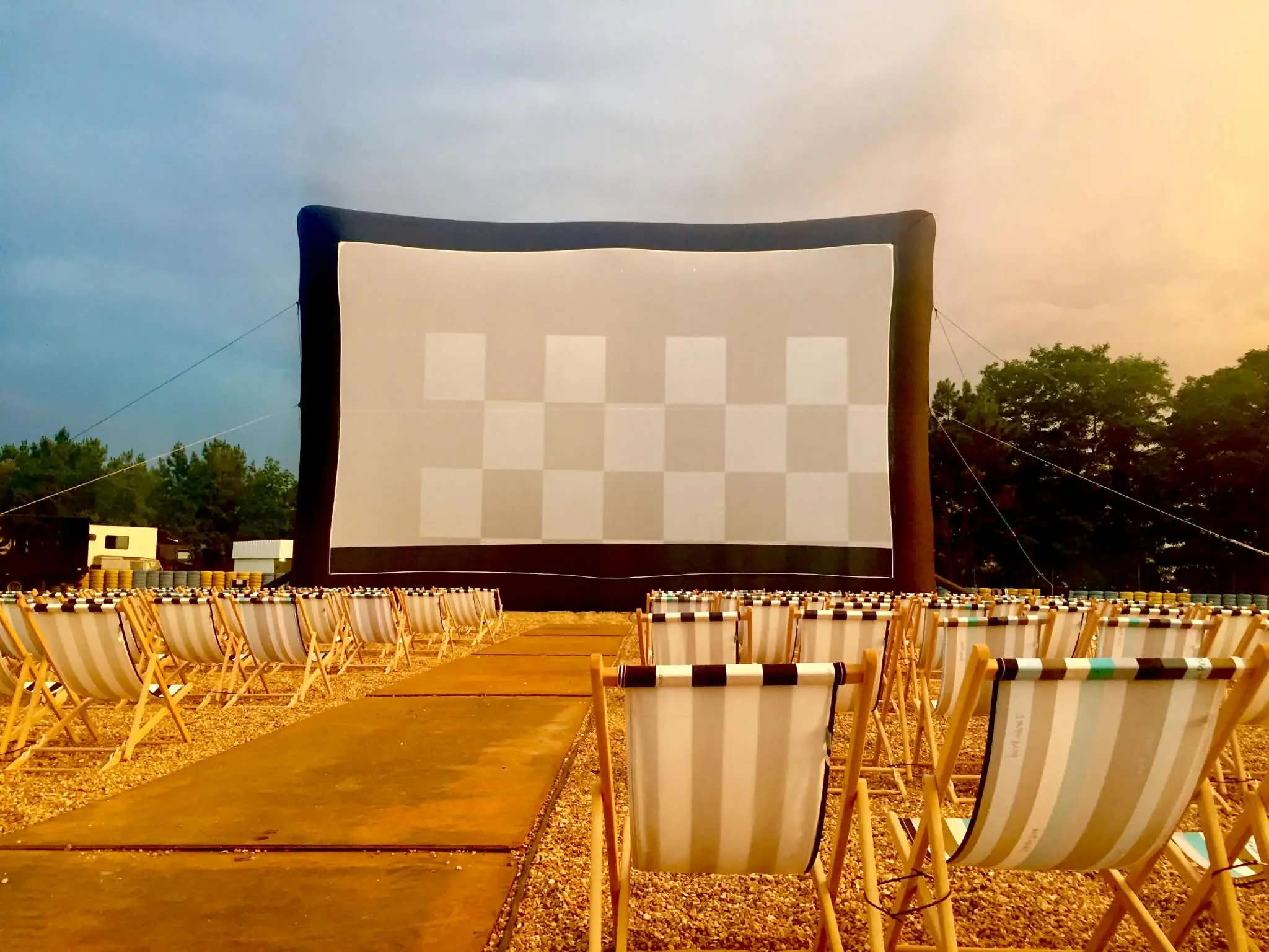 Écran gonflable géant plein air — Silent Disco France